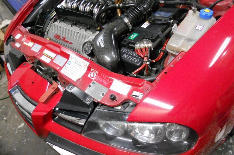 相模原市 アルファロメオ156イグニッションコイル交換 相模原の鈑金修理会社 Only Oneが運営しているブログです